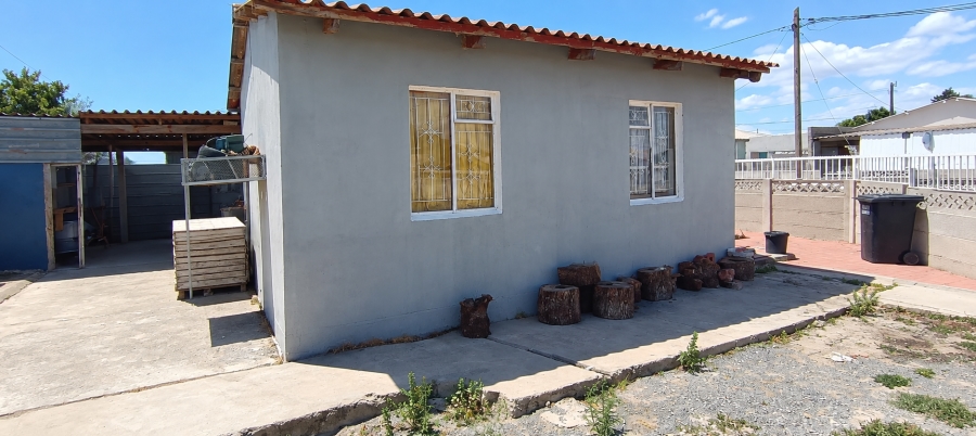 1 Bedroom Property for Sale in Avian Park Western Cape
